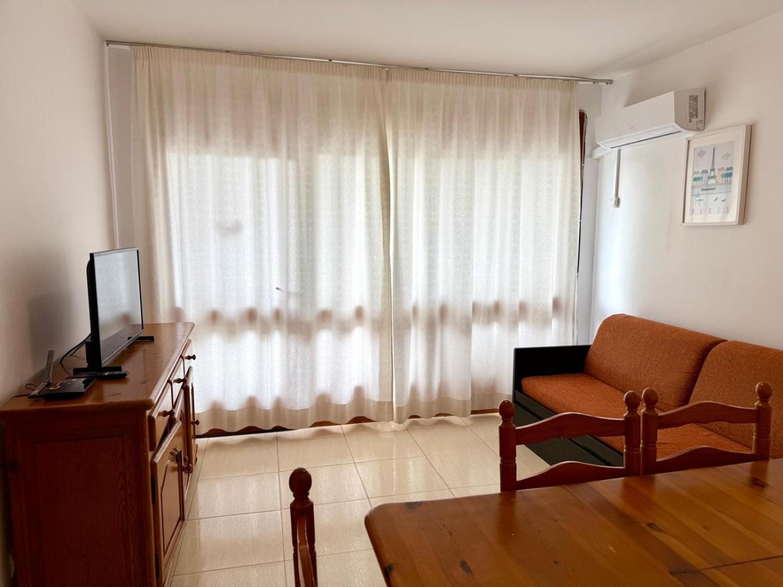 Apartamentos Colon Salou Bagian luar foto